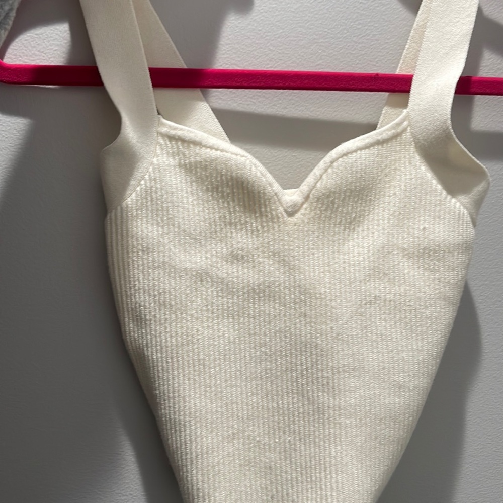 Abercrombie white sweater tank
